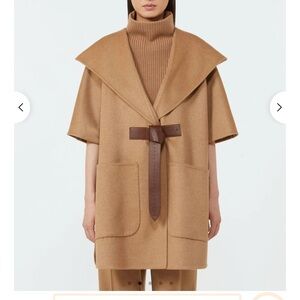 Max Mara Camel hair Cape Coat with Belt